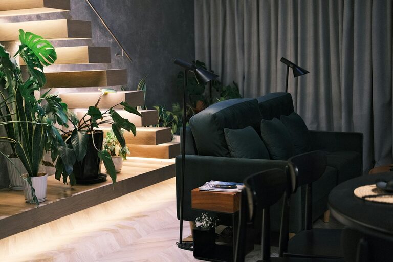 Create a Cozy and Inviting Home on a Budget: Easy Tips That Work